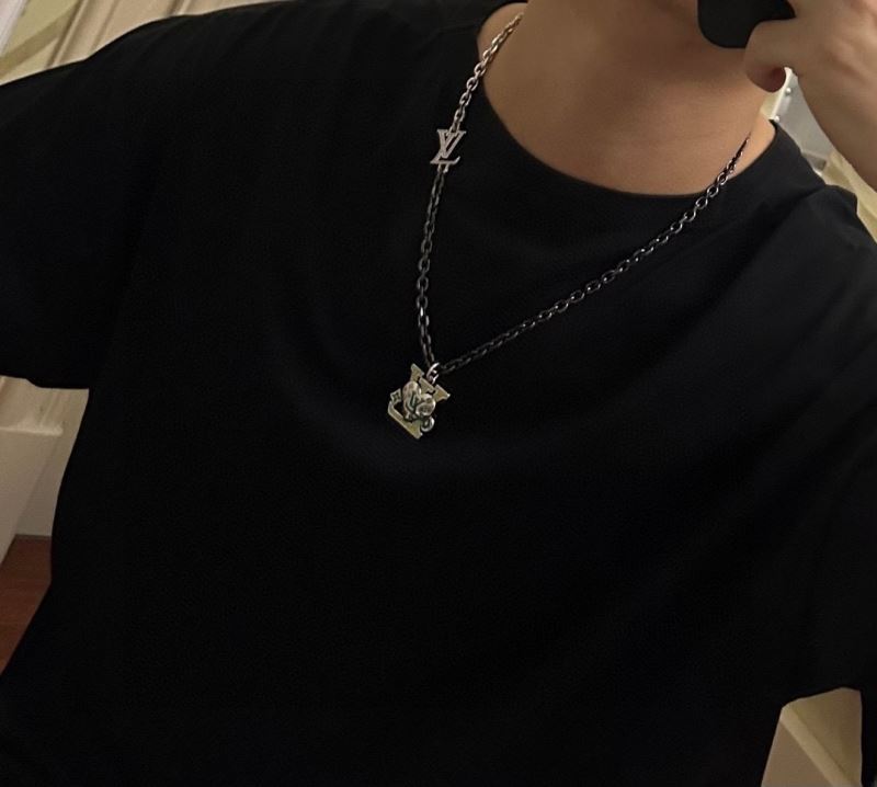 Louis Vuitton Necklaces